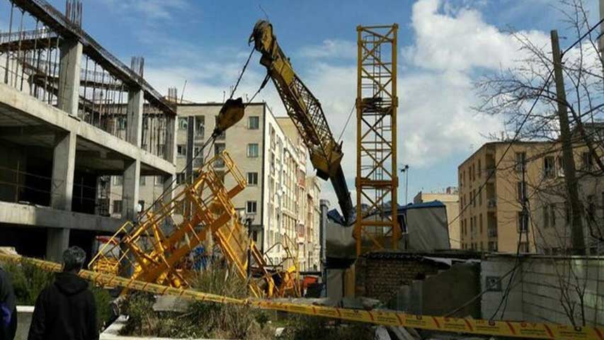 حادثه مرگبار جرثقیل در خیابان شریعتی تهران